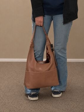 Classic Women's Hobo Tote Bag - Pink
